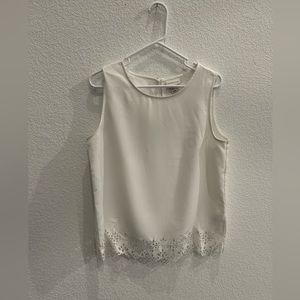 Adrienne Vittadini Women’s White Tank Blouse Medium